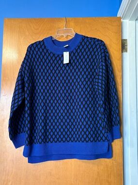 NWT Livi Lane Bryant Blue and Black Patterned Crewneck Sweater 14/16